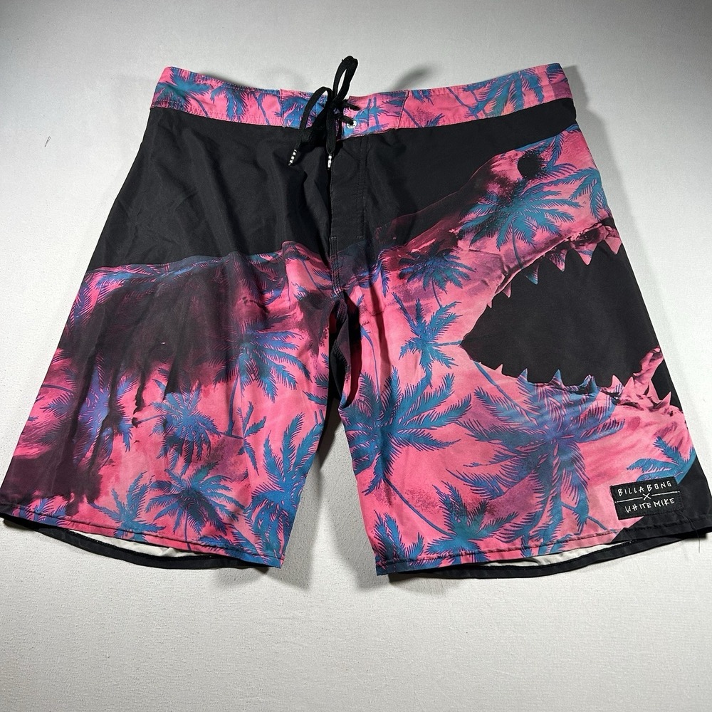 Title: Mens Billabong x White Mike Board Shorts 38 Pink Palm Shark Quad Stretch